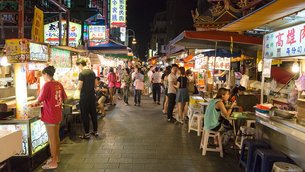 Night Market Vendors in Vietnam, Southeast | Street Food - Rated 3.2