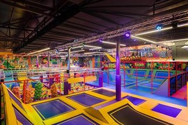 Ozone Trampoline Park | Trampolining - Rated 3.7