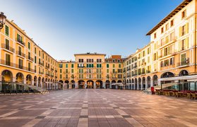 Plaza Mayor in Spain, Balearic Islands | Architecture - Rated 3.8