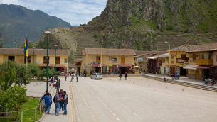 Plaza de Armas de Ollantaytambo in Peru, Cusco | Parks - Rated 3.7