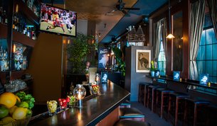 Raven Bar in USA, California | Nightclubs - Rated 3.3