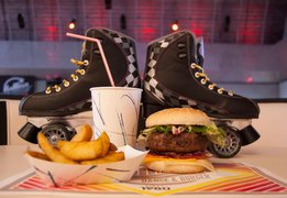 Rolling Dance & Burger in Spain, Community of Madrid | Roller Skating & Inline Skating - Rated 4.7