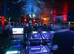 Salon Daome in Canada, Quebec | Nightclubs - Rated 3.5