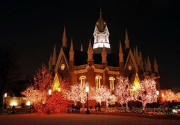 Salt Lake Temple in USA, Utah | Architecture - Rated 4.2