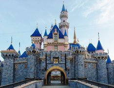 Sleeping Beauty Castle Walkthrough in USA, California | Architecture - Rated 3.7