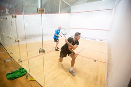 C19 - Squash & Indoorgolf