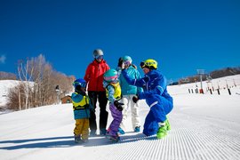 Stowe Ski School in USA, Vermont | Snowboarding,Skiing - Rated 3.5