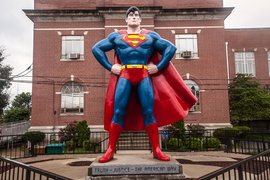 Superman Statue | Monuments - Rated 3.8