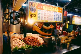 Taiyuan Night Market in Taiwan, Central Taiwan | Street Food - Rated 4.3
