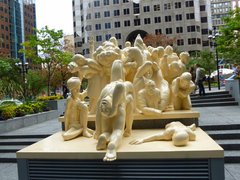 The Illuminated Crowd in Canada, Quebec | Monuments - Rated 3.3