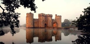 Bodiam Castle in United Kingdom, South East England | Castles - Rated 3.8