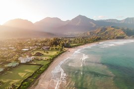 Hanalei Bay in USA, Hawaii | Surfing,Beaches - Rated 0.9