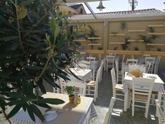 Taverna Sideris Petros | Restaurants - Rated 3.8