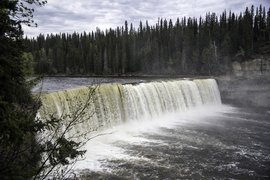 Lady Evelyn Falls in Canada, Northwest Territories | Waterfalls - Rated 0.9