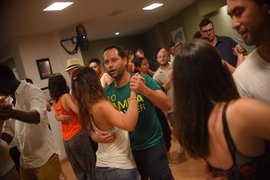 Rio Samba Dancer | Dancing Bars & Studios - Rated 4