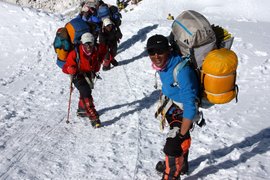 Alpine Ascents International in USA, Washington | Mountaineering,Climbing - Rated 0.9