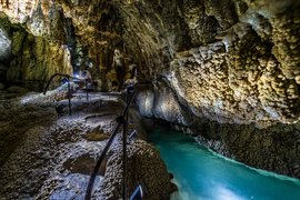 Hollgrotten Caves