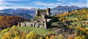 Chateau de Murol in France, Auvergne-Rhone-Alpes | Castles - Rated 3.8
