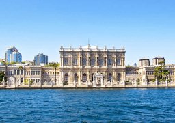 Dolmabahce Palace in Turkey, Marmara | Architecture - Rated 4.6