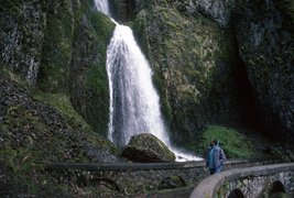 Wahkeena Falls in USA, Oregon | Waterfalls - Rated 3.9