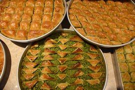 Armenian Baklava - National Desserts in Armenia