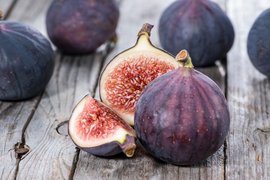 Black Mission Figs - National Desserts in USA