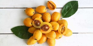 Chinese Loquat - National Desserts in China