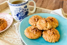 Chinese Walnut Cookies - National Desserts in China