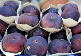 Saudi Figs - National Desserts in Saudi Arabia