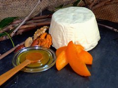 Homemade Goat’s Cheese and Papaya Jam - National Desserts in Cape Verde