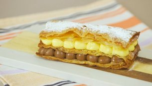 Milhojas de Dulce de Leche - National Desserts in Argentina