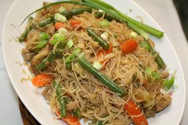 Pancit Guisado - National Main Courses in Philippines
