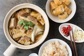 Bak Kut Teh - National Soups in Singapore