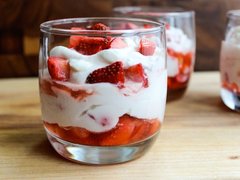 Strawberry Fool - National Desserts in Ghana