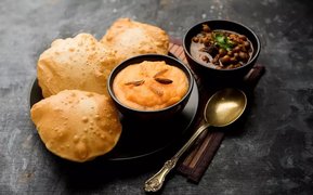 Halva Puri - National Hot Appetizers in Pakistan