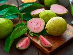 Micronesian Guava - National Desserts in Micronesia