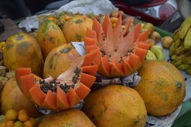 Nicaraguan Papayas - National Desserts in Nicaragua