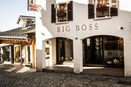 Big Boss Megeve in France, Auvergne-Rhone-Alpes | Clothes - Country Helper