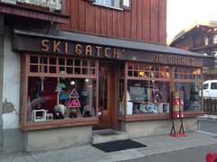 Ski Shop Gachet Sports Megeve in France, Auvergne-Rhone-Alpes | Sporting Equipment,Sportswear - Country Helper