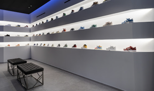 Sneakers Shop in France, Provence-Alpes-Cote d'Azur | Shoes - Country Helper