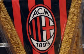 AC Milan Store in Italy, Lombardy | Souvenirs - Country Helper