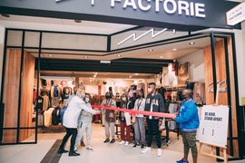 Airport Junction Shopping Centre in Botswana, South East | Fragrance,Handbags,Shoes,Accessories,Clothes,Cosmetics,Travel Bags,Swimwear - Country Helper