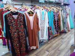 Al Jannat Mall Islamabad in Pakistan, Rawalpindi Metropolitan Area | Shoes,Clothes,Sportswear,Fragrance,Cosmetics,Accessories - Country Helper