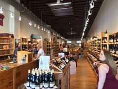 Asheville Wine Market in USA, North Carolina | Wine - Country Helper