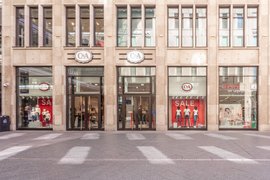 C&A in Germany, Berlin | Shoes,Clothes,Accessories - Country Helper