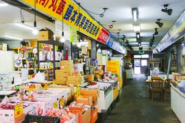 Sapporo Central Wholesale Market Jogai Market in Japan, Hokkaido | Seafood - Country Helper