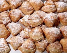 Carraturo in Italy, Campania | Baked Goods - Country Helper