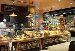 Carrefour Express in Italy, Lombardy | Tea,Meat,Herbs,Fruit & Vegetable,Beer - Country Helper