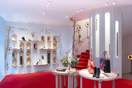 Christian Louboutin in Switzerland, Canton of Geneva | Shoes - Country Helper