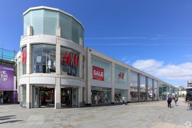 Churchill Square Shopping Centre in United Kingdom, South East England | Handbags,Shoes,Accessories,Clothes,Home Decor,Cosmetics,Jewelry,Swimwear - Country Helper